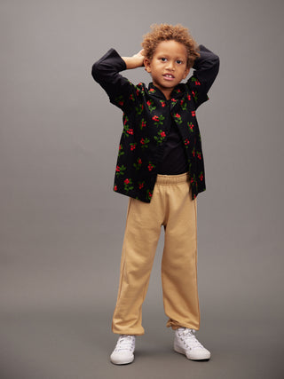 Lingonberries Woven Short Sleeve Shirt
