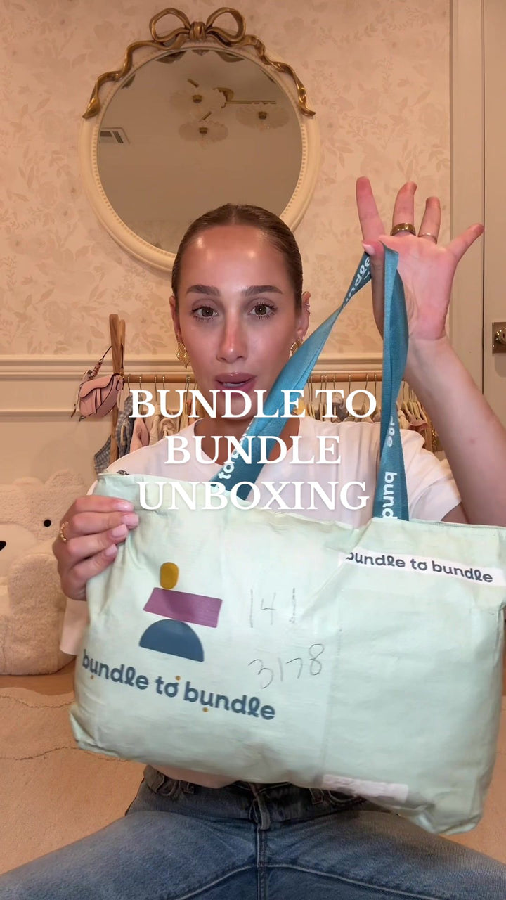 Fallon unboxing her Bundle to Bundle tote